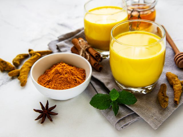Đối phó cảm giác thèm ăn bằng tinh chất nghệ curcumin